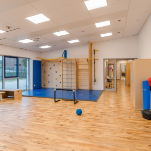 Foto: Mitwitz: Turnzimmer mit Kletterwand und Matten